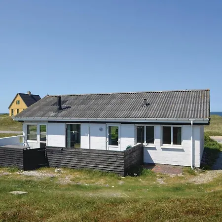 Holiday home Amazing In With House Sea View Frostrup